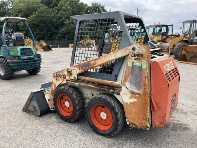 Xúc lật mini No.510 - 3