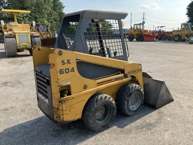 Xúc lật mini No.512 - 2