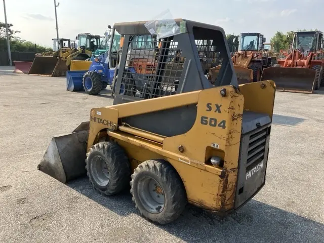 Xúc lật mini No.512 - 3