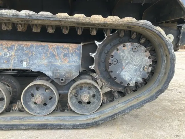 Xe ben xích No.544 - 11