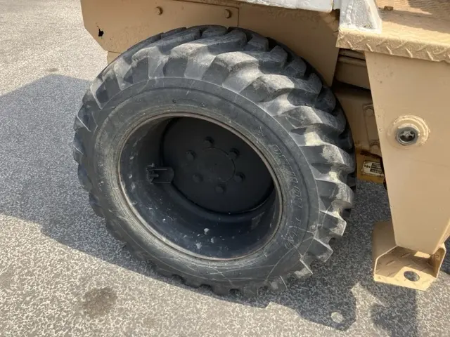 Xúc lật mini No.65 - 11