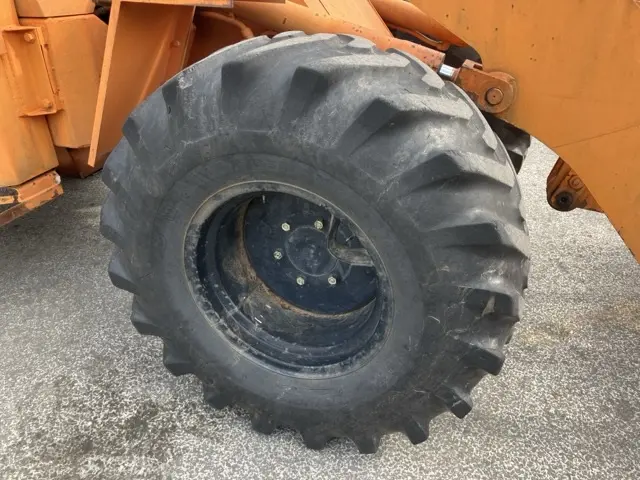 Xúc lật mini No.67 - 10