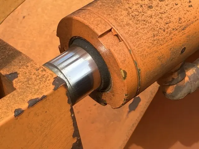 Xúc lật mini No.67 - 20