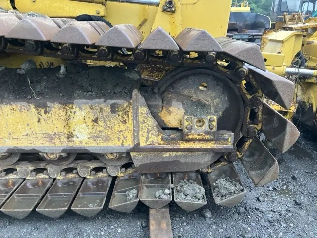 Xe ủi No.813 - 11