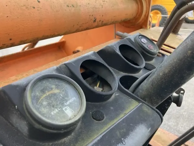 Máy xúc lật No.819 - 21