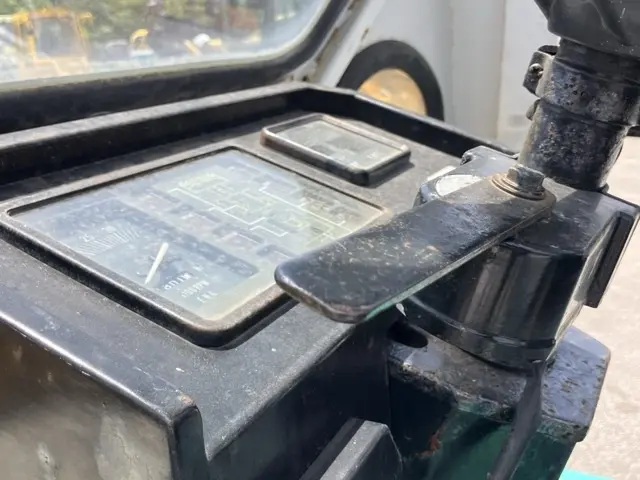 Xúc lật mini No.89 - 17