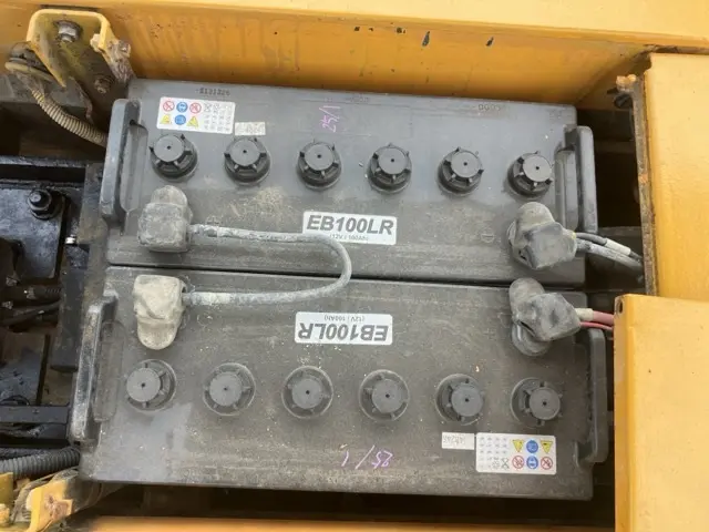 Xe nâng người No.10 - 15