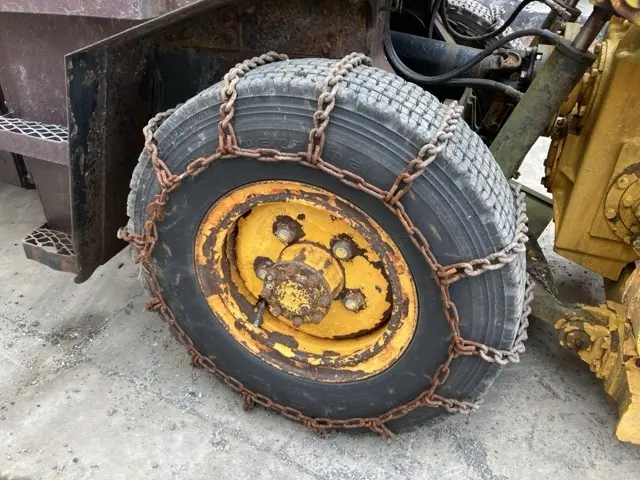 SNOW REMOVING MACHINE No.343 - 10