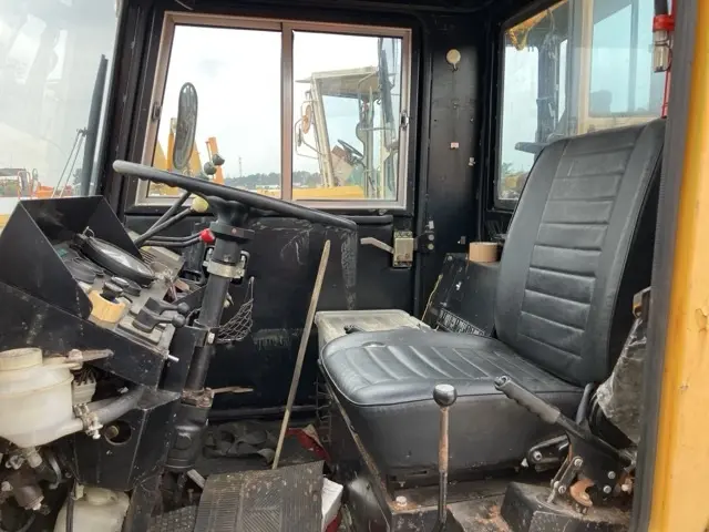 SNOW REMOVING MACHINE No.343 - 19