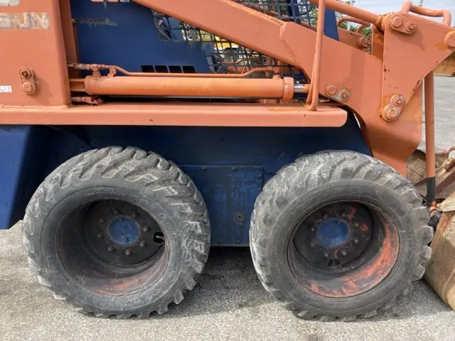Xúc lật mini No.100 - 9