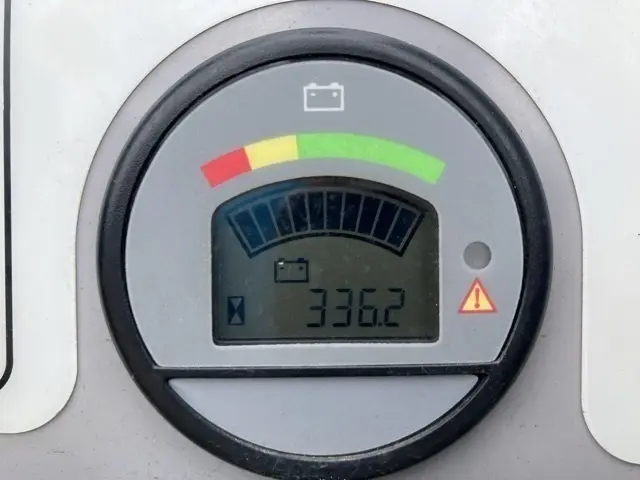 Xe nâng người No.10010 - 17