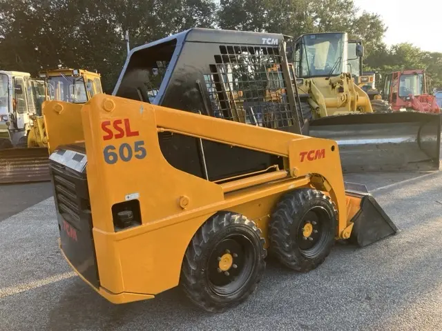 Xúc lật mini No.141 - 3