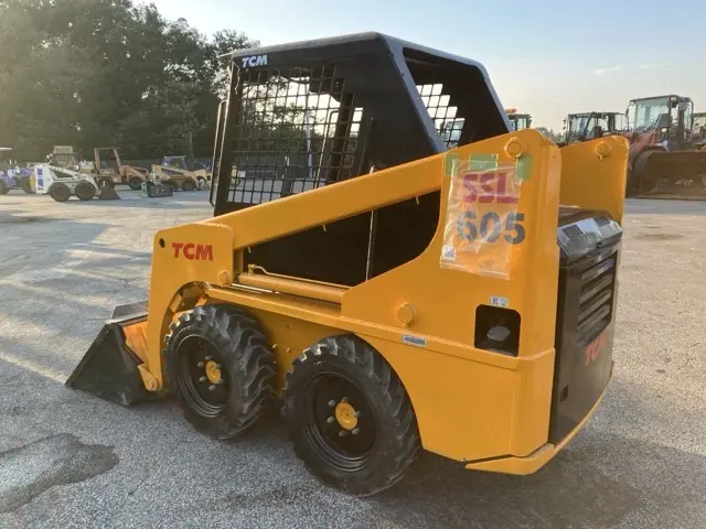Xúc lật mini No.141 - 4
