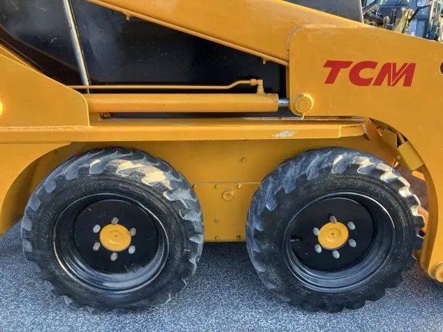 Xúc lật mini No.141 - 9
