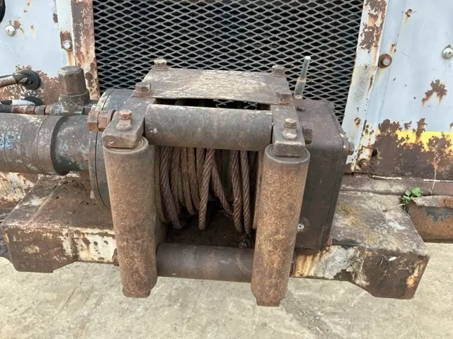Xe ben xích No.144 - 16