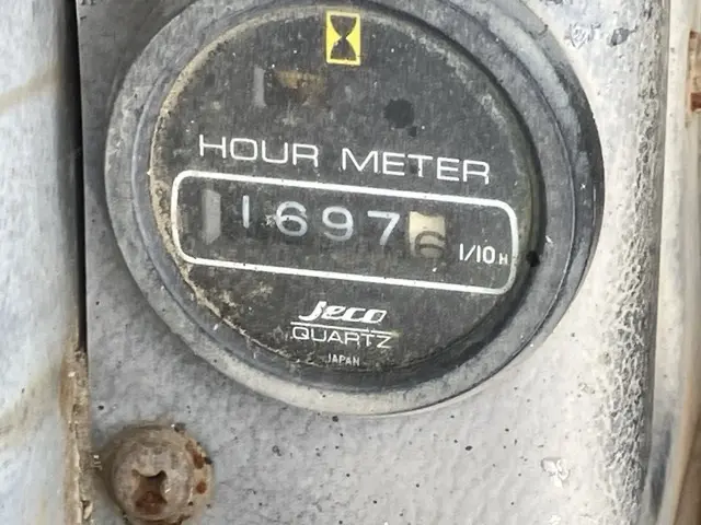 Xúc lật mini No.152 - 13