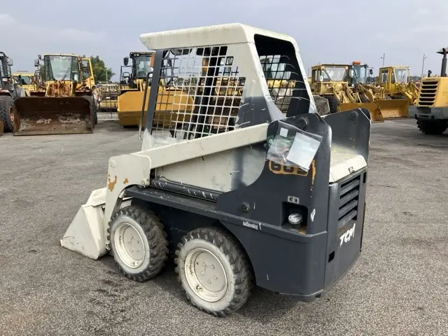 Xúc lật mini No.152 - 4