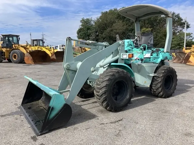Xúc lật mini No.179
