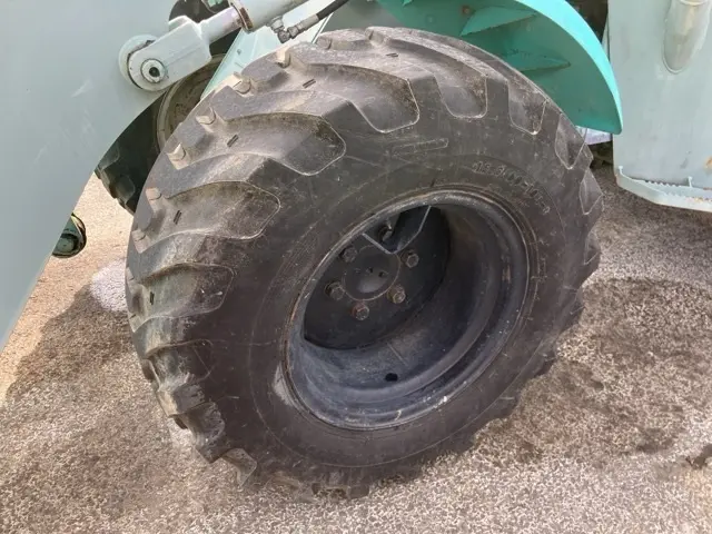 Xúc lật mini No.179 - 9