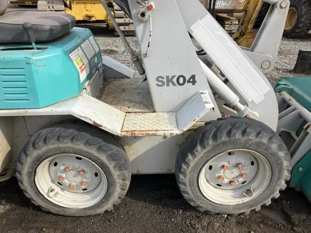 Xúc lật mini No.1827 - 9