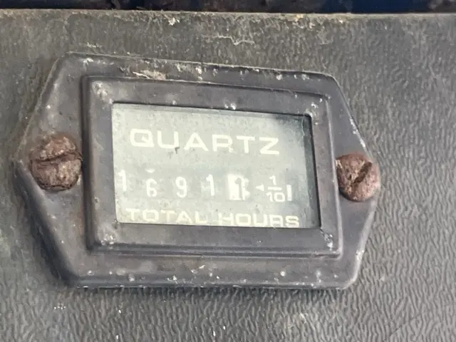 Xúc lật mini No.1829 - 13