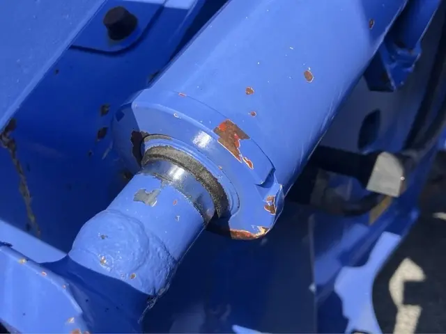 Xúc lật mini No.187 - 18