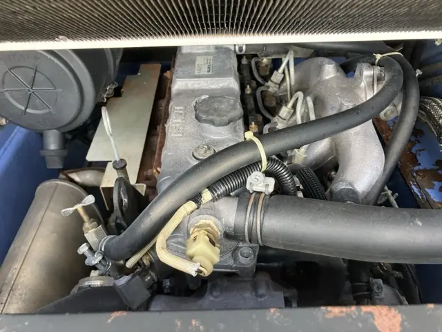 Xúc lật mini No.194 - 11