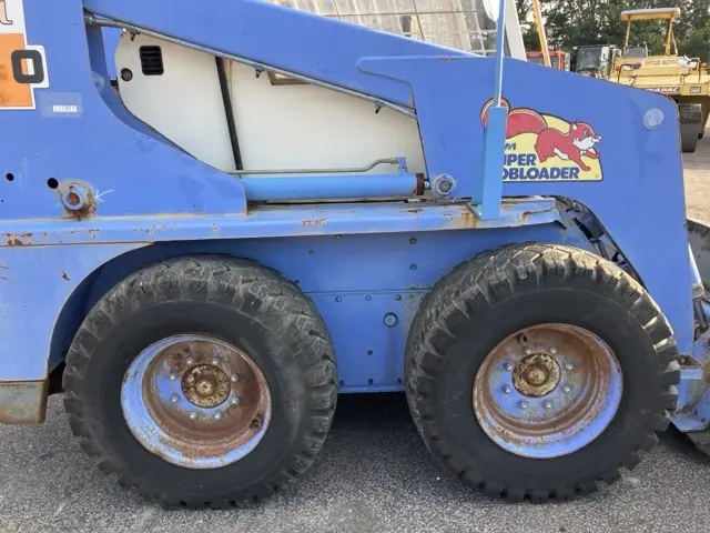 Xúc lật mini No.194 - 9