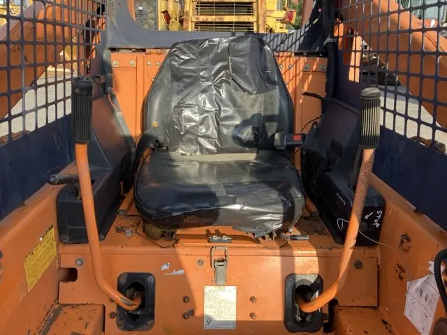 Xúc lật mini No.196 - 12