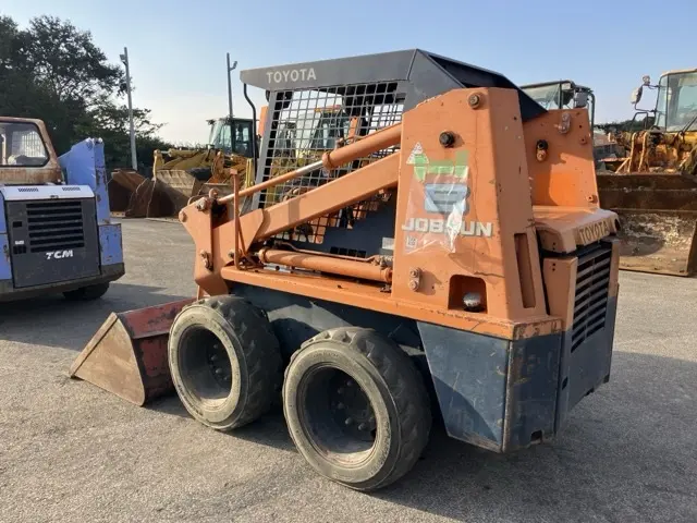 Xúc lật mini No.196 - 4