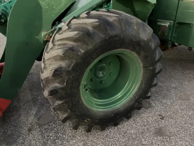 Xúc lật mini No.197 - 9