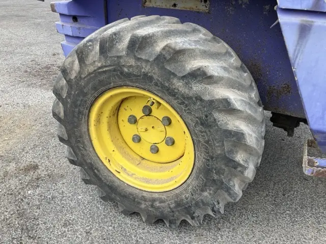 Xúc lật mini No.200 - 10