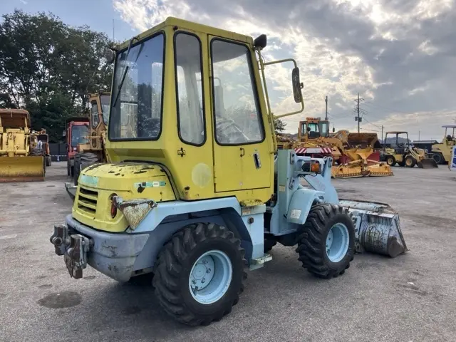 Xúc lật mini No.201 - 3