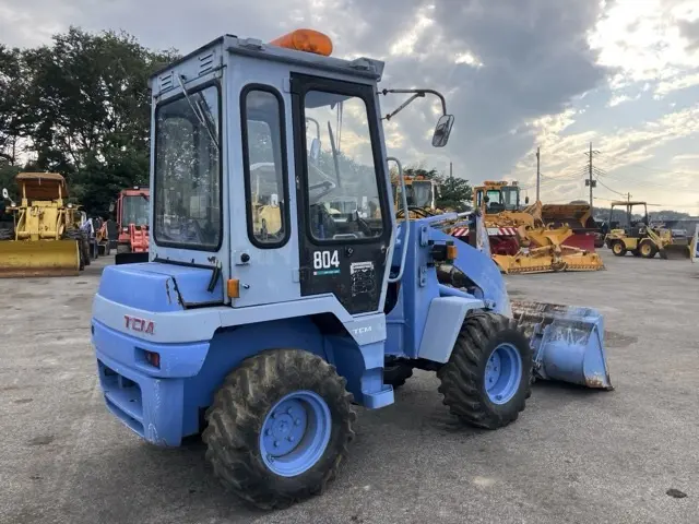Xúc lật mini No.237 - 3