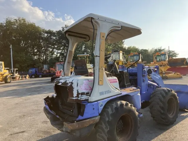 Xúc lật mini No.247 - 21