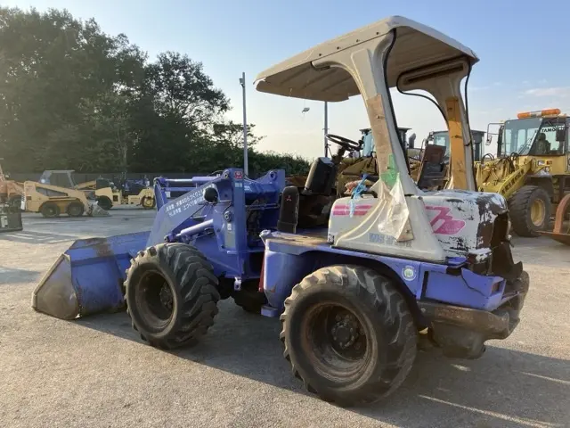 Xúc lật mini No.247 - 4