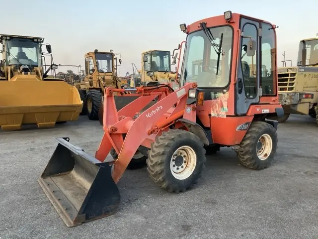 Xúc lật mini No.257