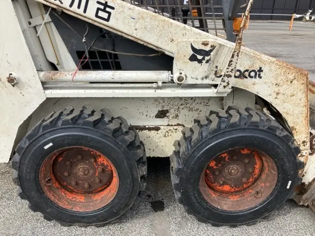 Xúc lật mini No.32 - 9