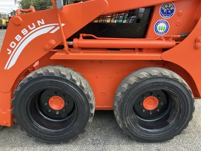 Xúc lật mini No.345 - 8