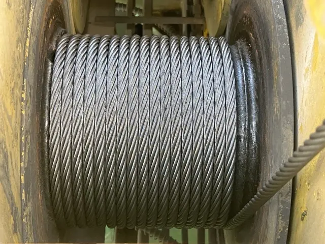 Cẩu địa hình No.37 - 15