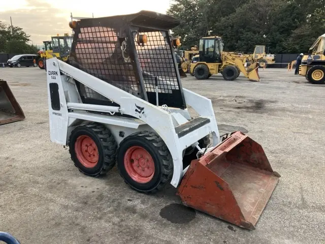 Xúc lật mini No.379 - 2