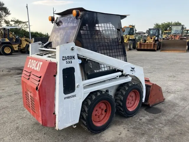 Xúc lật mini No.379 - 3