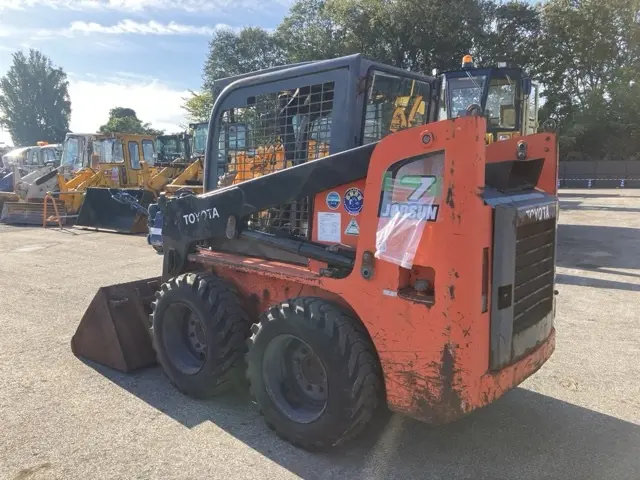 Xúc lật mini No.384 - 4