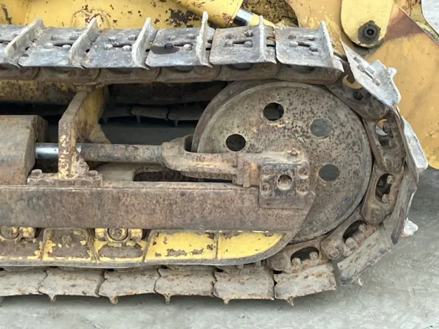 Xe ủi No.424 - 13