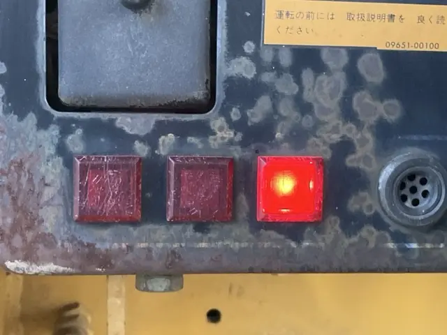 Xe ủi No.424 - 24