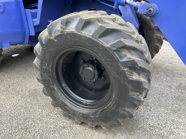 Xúc lật mini No.46 - 11