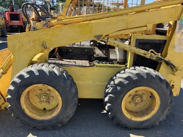 Xúc lật mini No.474 - 8
