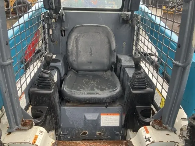 Xúc lật mini No.475 - 13
