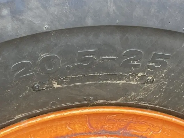 Máy xúc lật No.70 - 13