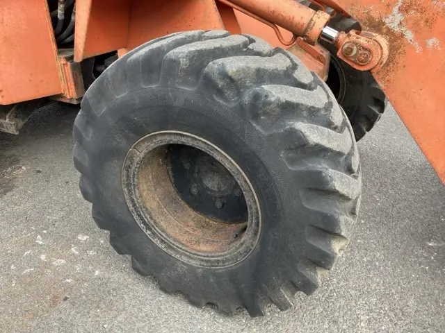 Xúc lật mini No.80 - 11